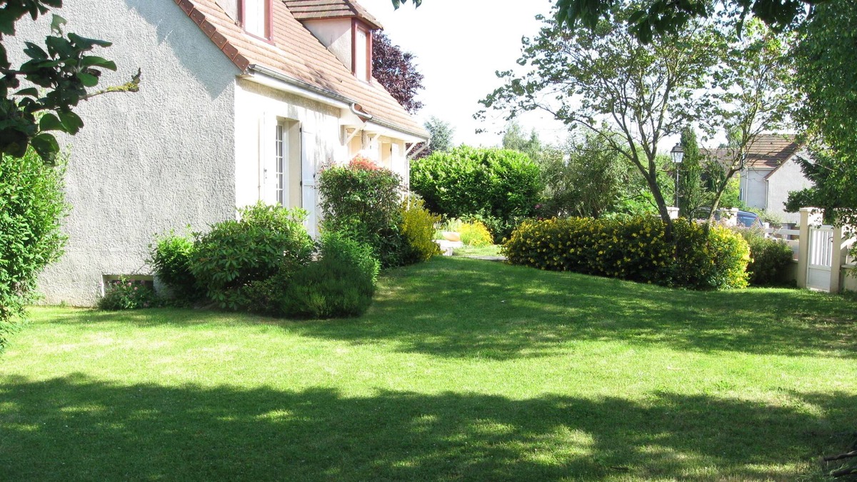 Saint-Germain-les-Corbeil Cottage | F3 in detached house 30 km from Paris