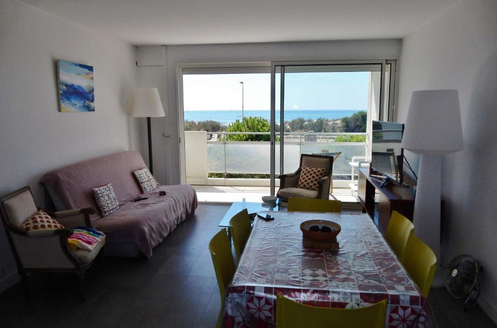Le Grand Travers Apartment | F3 VUE MER Meublé de tourisme 3* chèques vacances acceptés