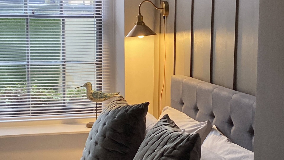 Cheltenham Apartment | * Fab Garden Apt + outside space + free parking central Montpellier Cheltenham