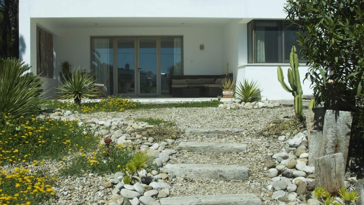 Los Canos de Meca Apartment | Fab modern garden apartment in idyllic hamlet in natural park. Lovely terraces.