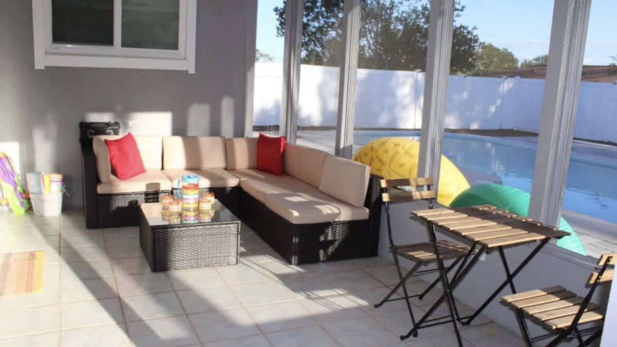 Apopka House | Fabulous 2-BR home with pool