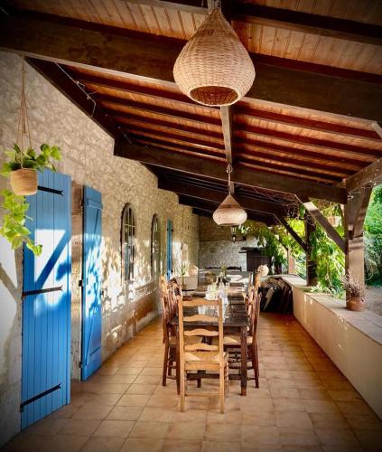 Eymet House | Fabulous 9-Bed House in Eymet
