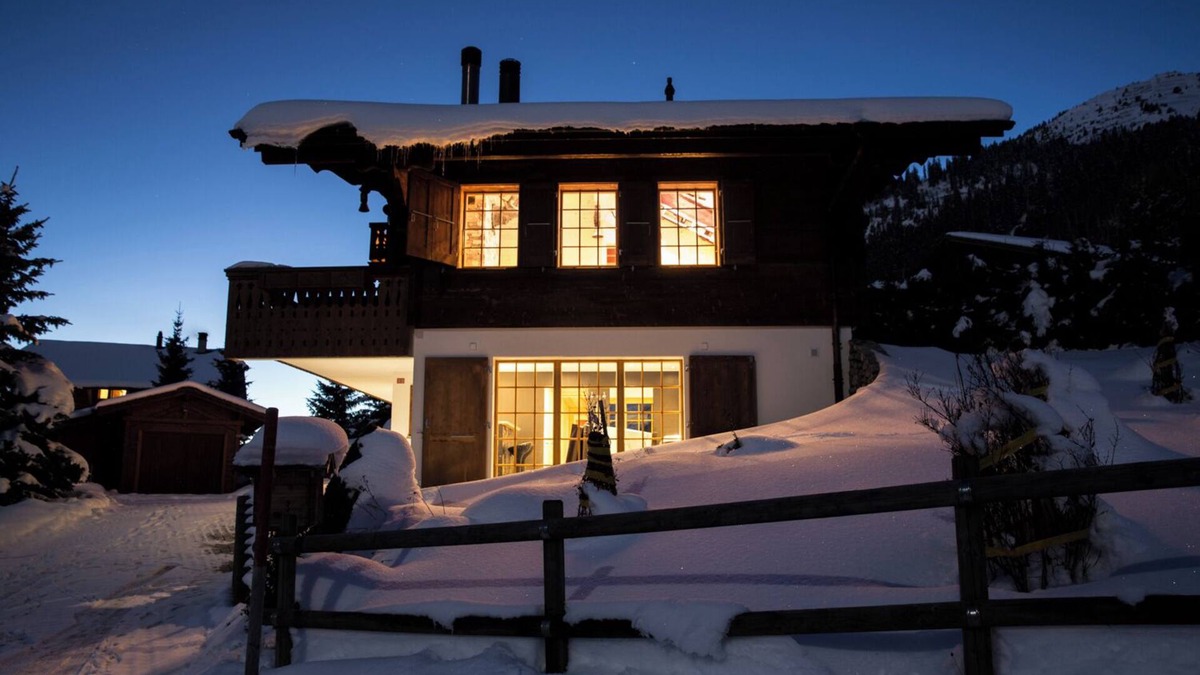 Leysin Ski Chalet | Fabulous chalet, stunning views , indoor jacuzzi, walking distance of ski lifts