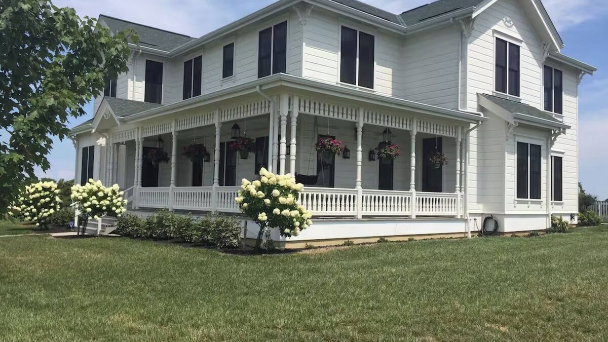 Crittenden Other | Fabulous Farmhouse Getaway with Pool Near Ark Encounter - Ask About Events