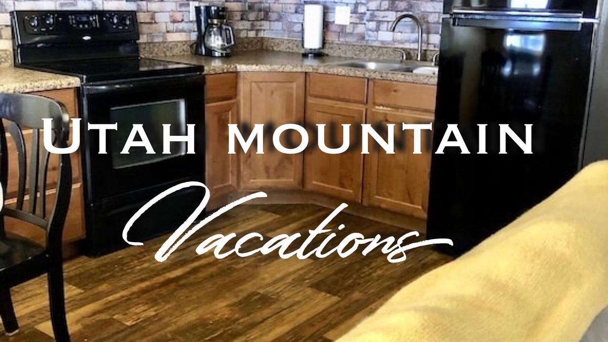 Duck Creek Village Condo | Fabulous Find/CozyCondo Nestled in the Pines/Fishn'/Hikin'/Central/Bryce/ZionGem