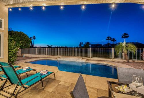 East Mesa House | Fabulous Golf Course & Free Private Heated Pool!