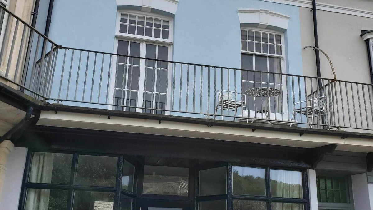 Mortehoe House | Fabulous large seaside holiday home in North Devon's best village!