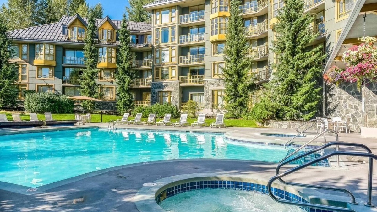 Whistler Cay Heights Apartment | Fabulous Mountain View Studio with pool & hot tub at Cascade Lodge