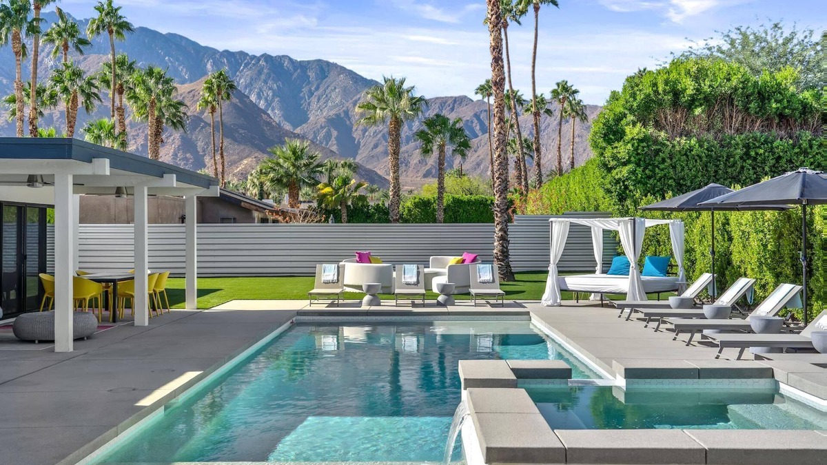 El Mirador House | Fabulous Palm Springs Home with Private Pool, Hot Tub, Fire Pit, and Mountain Views!