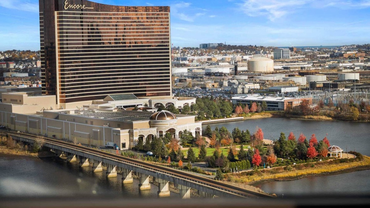 Assembly Square Apartment | fabulous View 3Bed 2Bath Apartment by Assembly Row