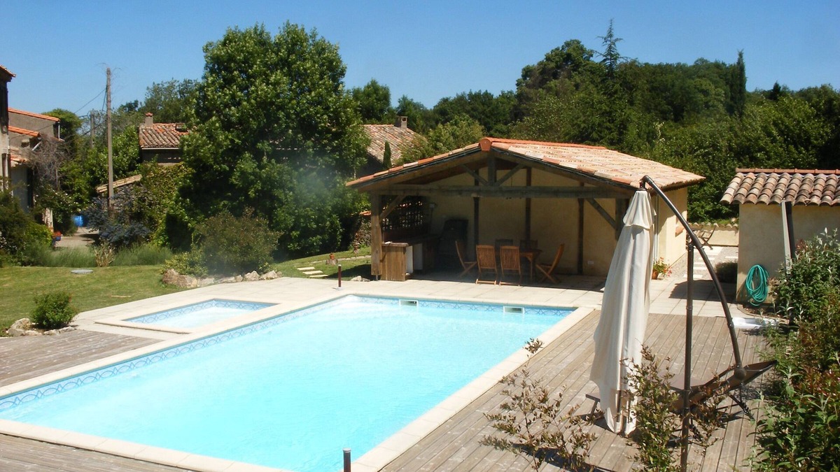 Rivel Villa | Fabulous Villa With Use of Private Heated Pool South Of Carcassonne