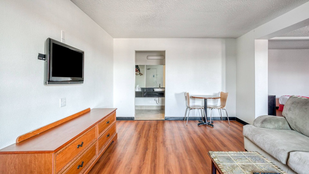 North Lima Hotel | FairBridge Inn Express North Lima