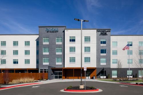 Canton Hotel | Fairfield by Marriott Inn & Suites Canton Riverstone Parkway