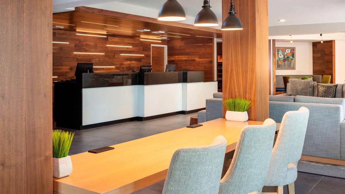 Warwick Hotel | Fairfield by Marriott Inn & Suites Providence Airport Warwick
