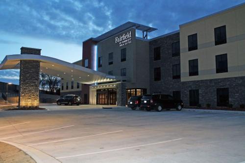 St. Louis Hotel | Fairfield by Marriott Inn & Suites St Louis South