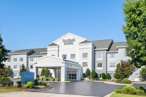 Wilson Hotel | Fairfield Inn and Suites Wilson
