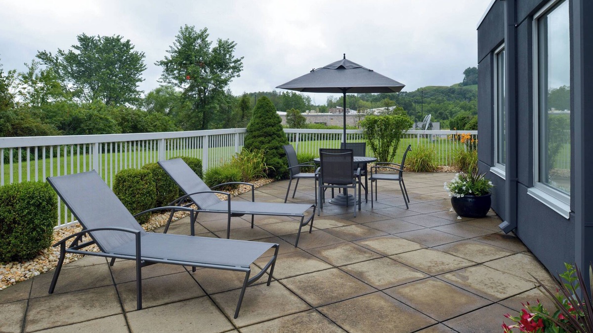 New Stanton Hotel | Fairfield Inn by Marriott Pittsburgh New Stanton