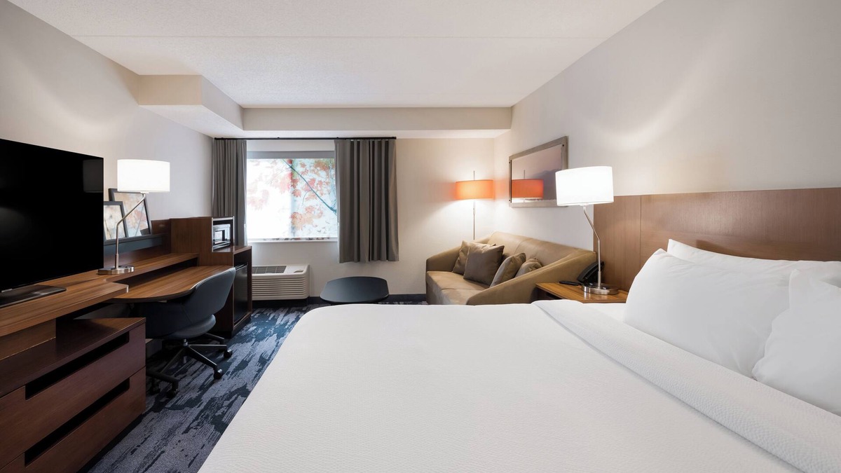 Amesbury Hotel | Fairfield Inn By Marriott Amesbury
