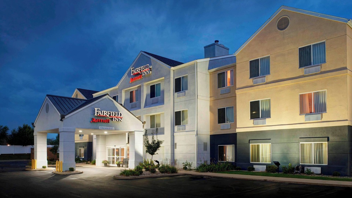 New Paris Hotel | Fairfield Inn by Marriott Richmond