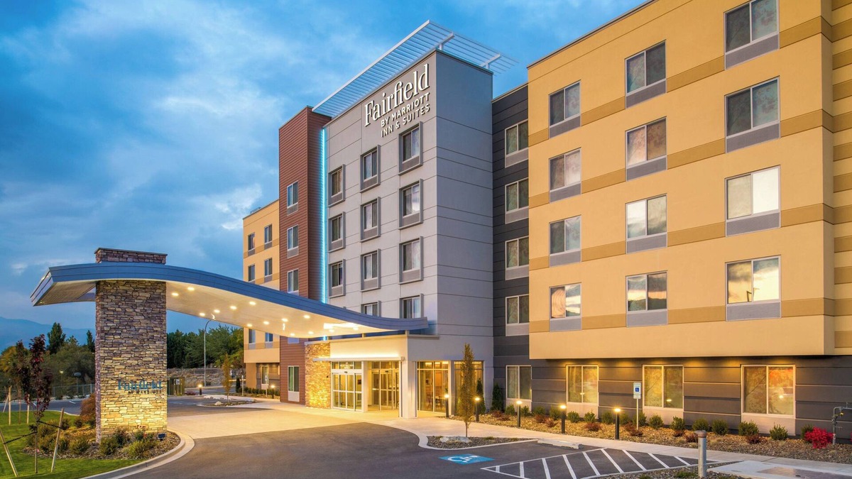 East Wenatchee Hotel | Fairfield Inn & Suites by Marriott Wenatchee