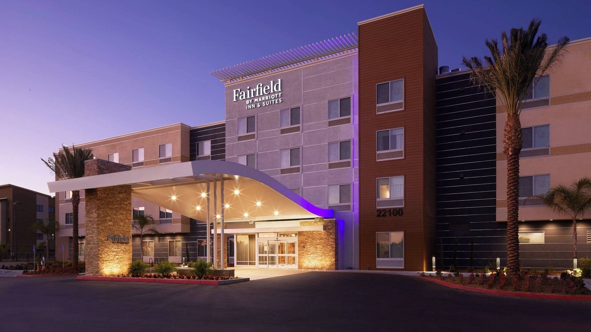 Moreno Valley Hotel | Fairfield Inn & Suites by Marriott Riverside Moreno Valley