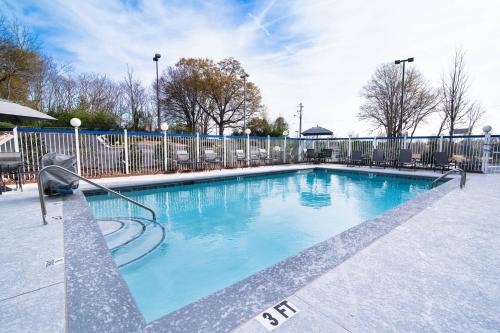 Eagan Park Hotel | Fairfield Inn & Suites Atlanta Airport North