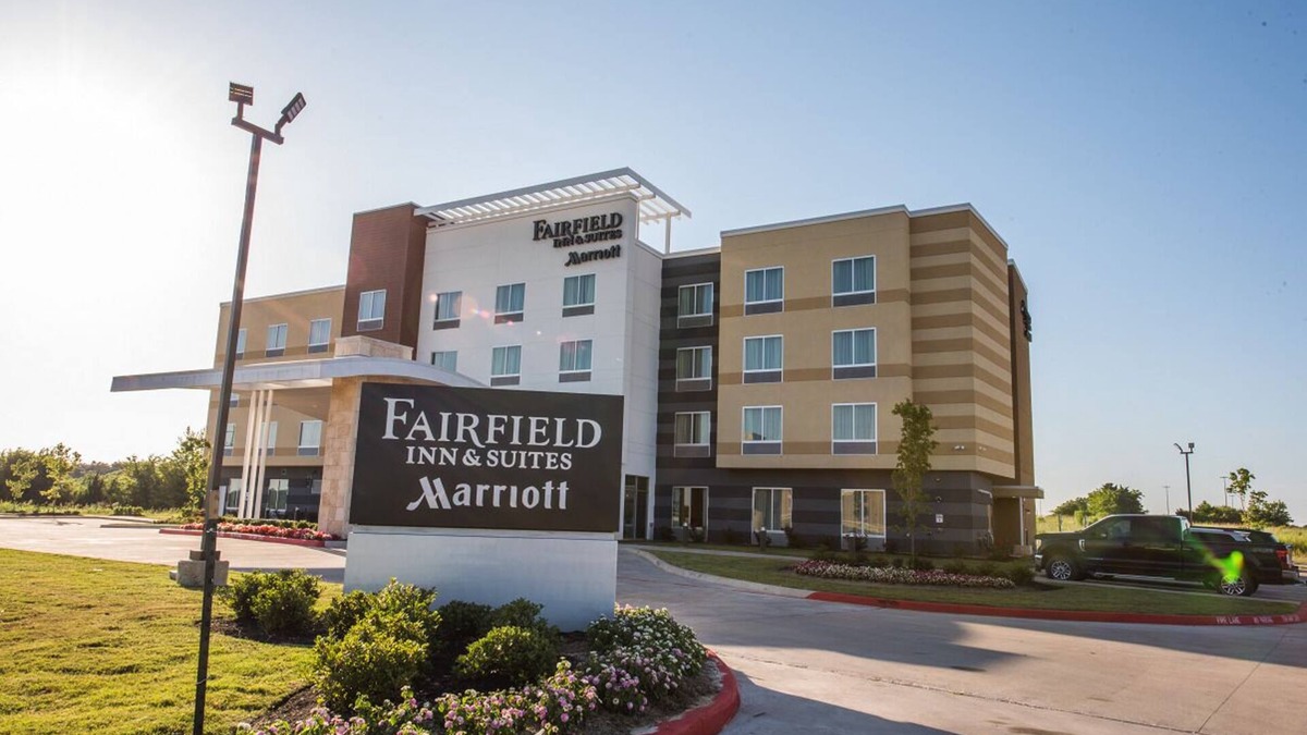 Huntsville Hotel | Fairfield Inn & Suites by Marriott Huntsville