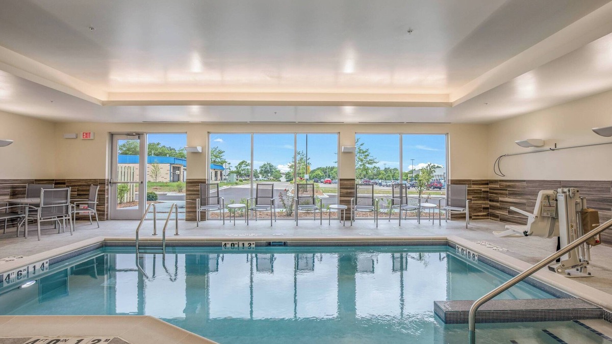 Whitewater Hotel | Fairfield Inn & Suites by Marriott Whitewater