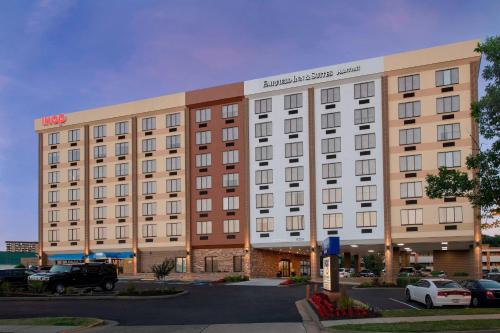 Alexandria West Hotel | Fairfield Inn & Suites by Marriott Alexandria West/Mark Center