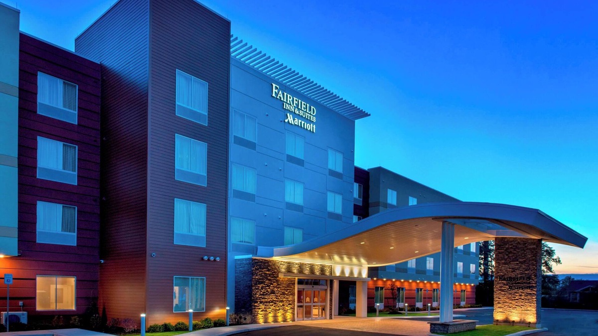 Amherst Hotel | Fairfield Inn & Suites by Marriott Buffalo Amherst/University