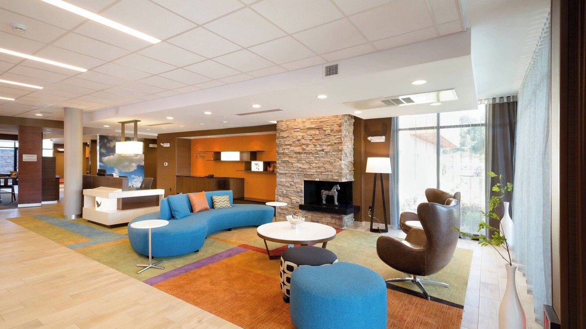 Decorah Hotel | Fairfield Inn & Suites by Marriott Decorah