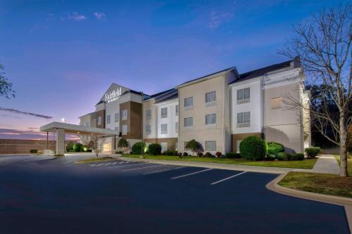 Greenwood Hotel | Fairfield Inn & Suites by Marriott Greenwood