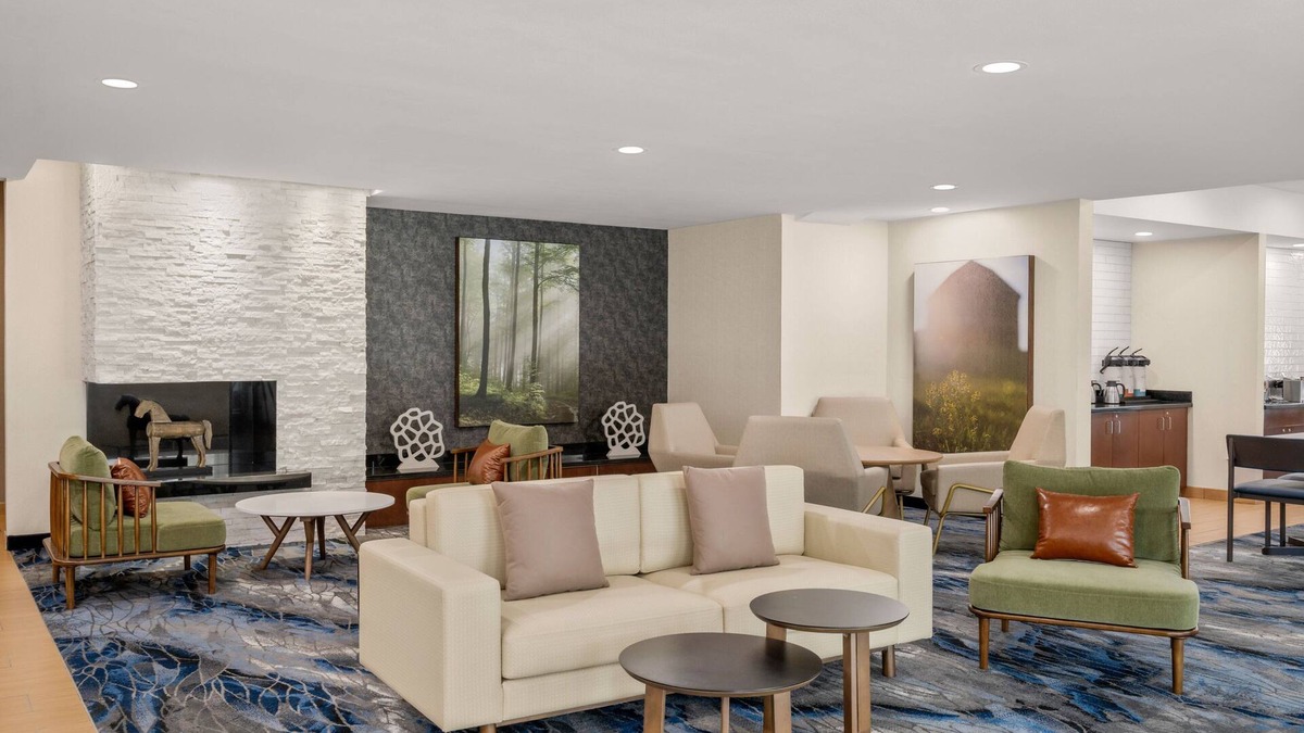Naperville Hotel | Fairfield Inn & Suites by Marriott Chicago Naperville/Aurora