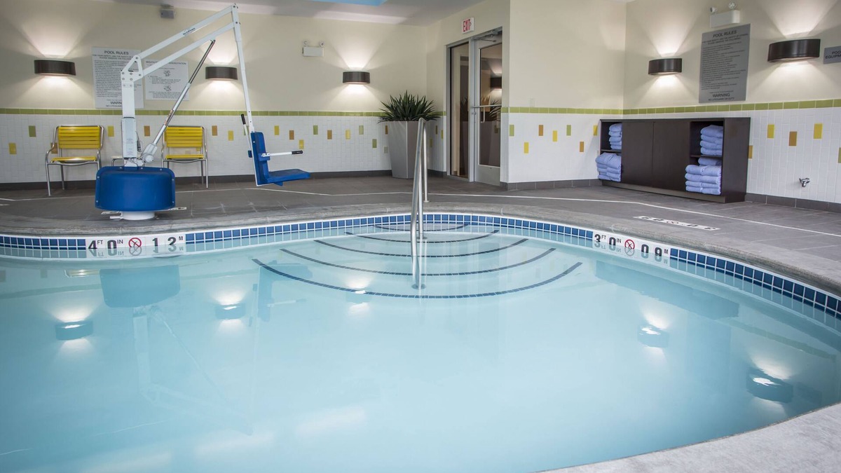 Waterloo Hotel | Fairfield Inn & Suites by Marriott Waterloo Cedar Falls