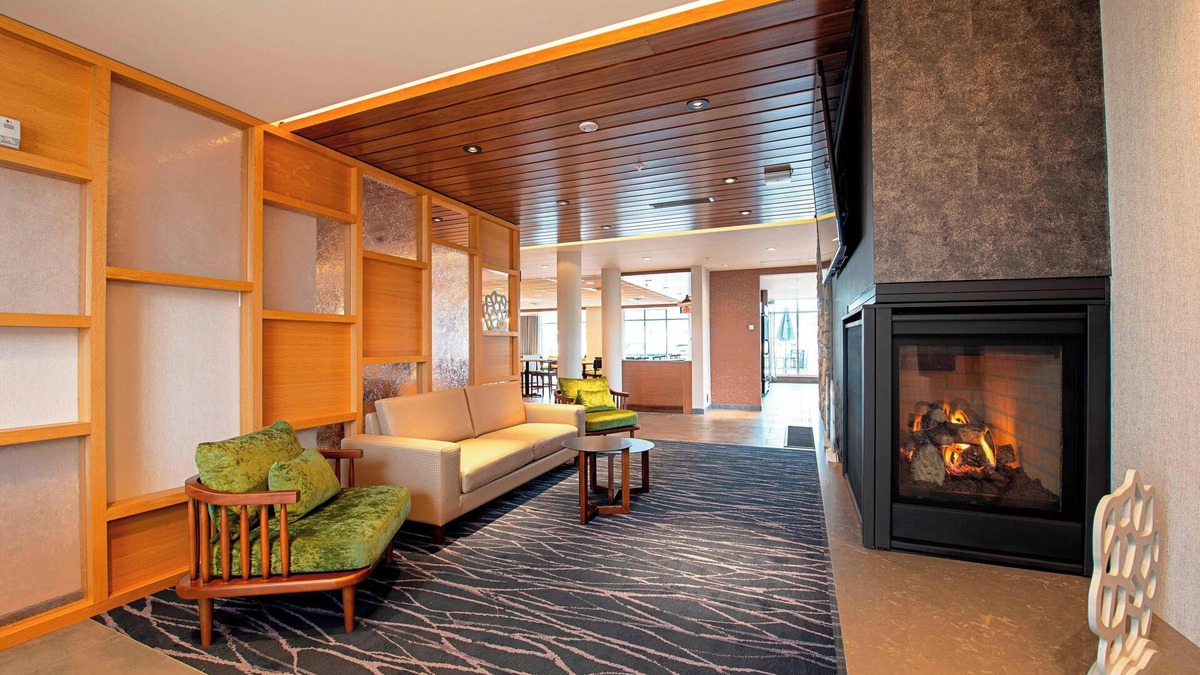 Park Point Hotel | Fairfield Inn & Suites by Marriott Duluth Waterfront