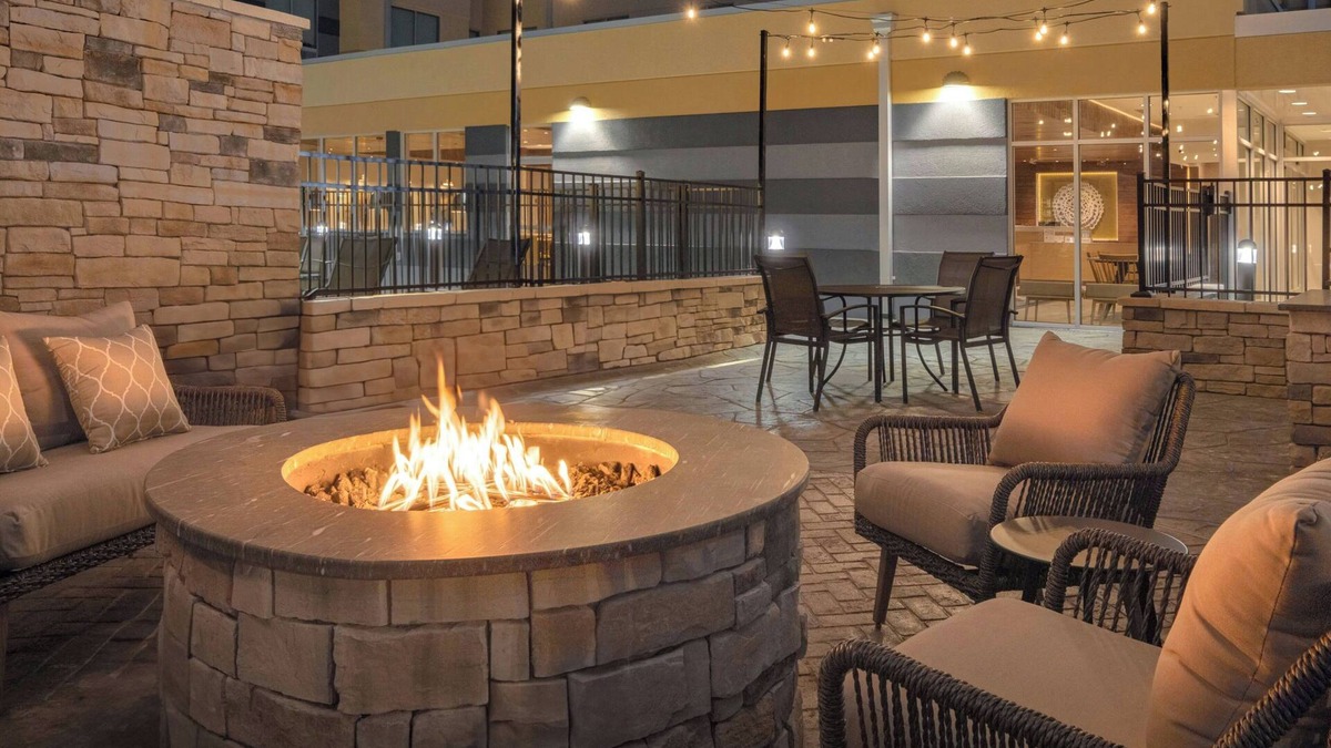 Georgetown Hotel | Fairfield Inn & Suites by Marriott Lexington Georgetown