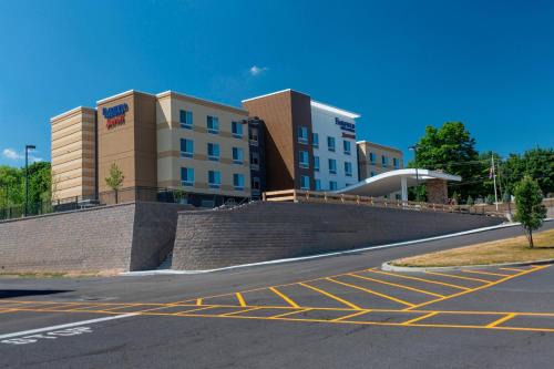 Geneva Hotel | Fairfield Inn & Suites by Marriott Geneva Finger Lakes
