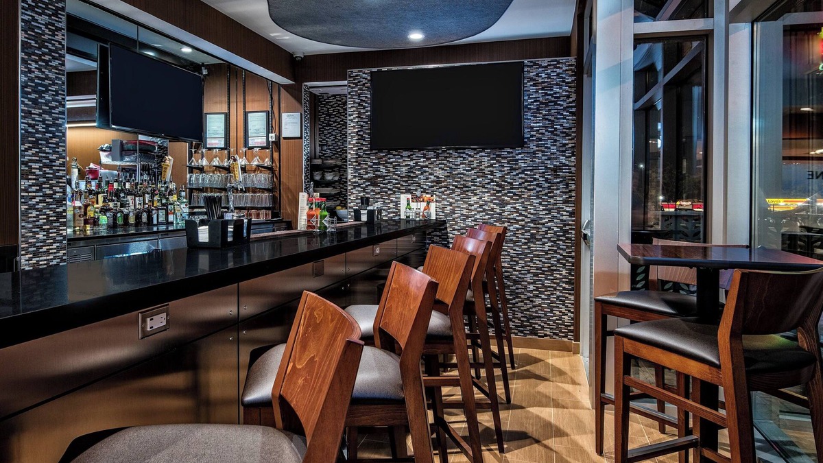 Van Hotel | Fairfield Inn & Suites by Marriott Van Canton Area