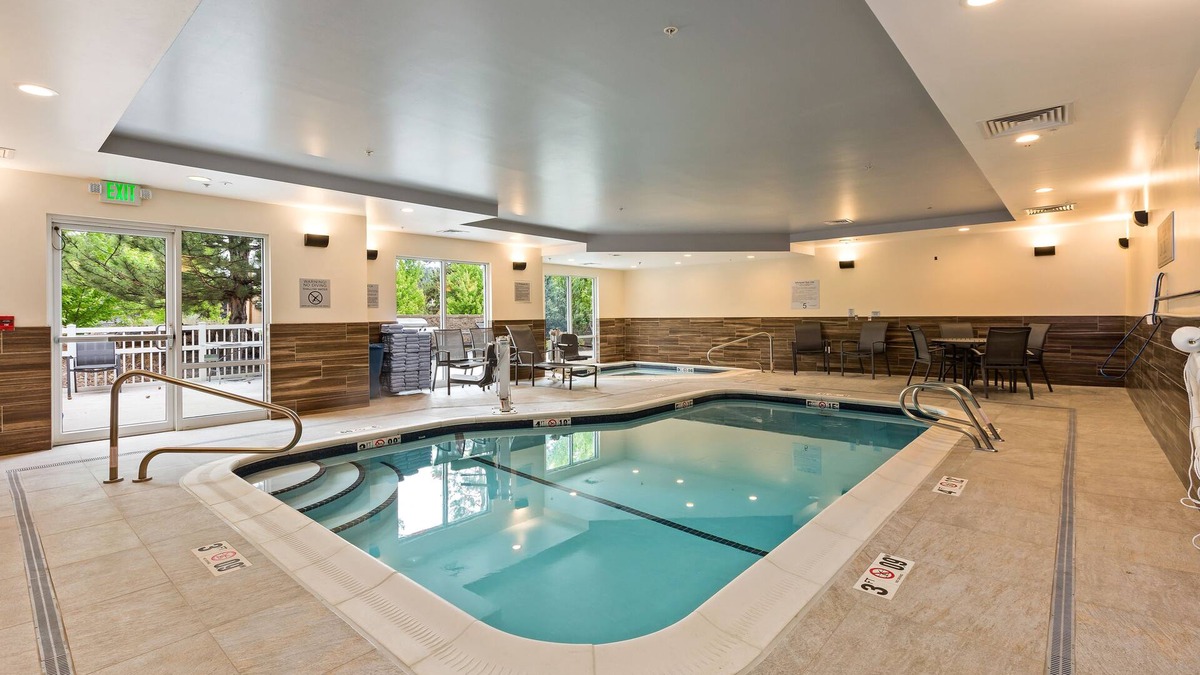 Bend Hotel | Fairfield Inn & Suites by Marriott Bend Downtown