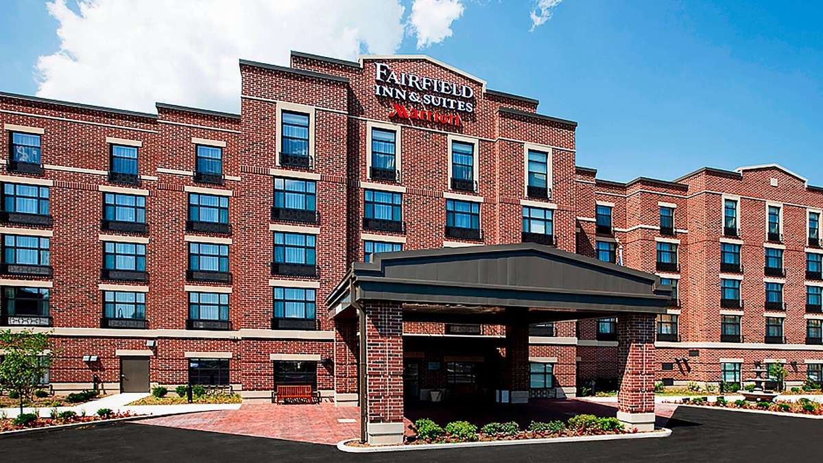 South Bend Hotel | Fairfield Inn & Suites by Marriott South Bend at Notre Dame