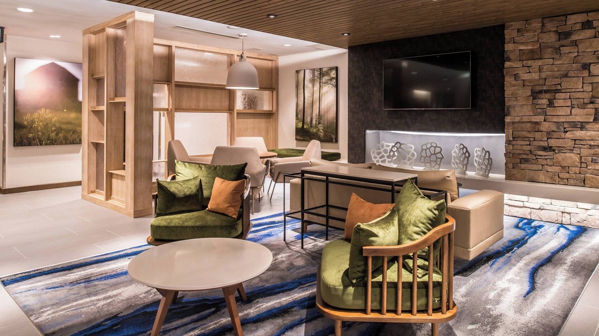 Staunton Hotel | Fairfield Inn & Suites by Marriott Staunton
