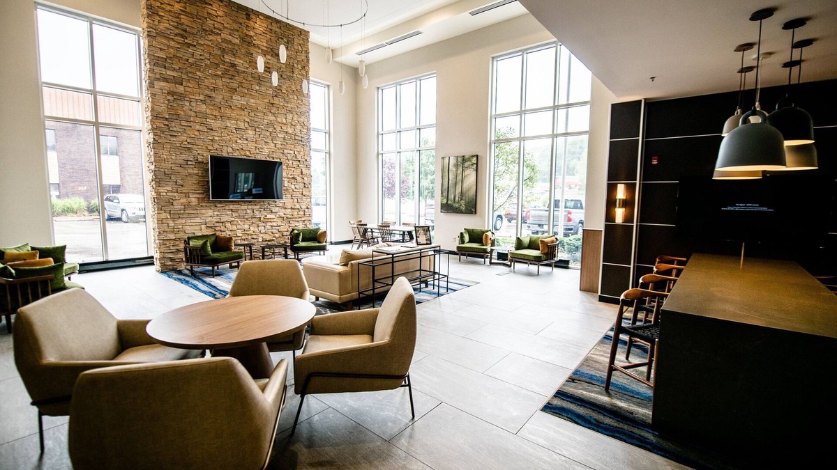 Strabane Hotel | Fairfield Inn & Suites by Marriott Washington Casino Area