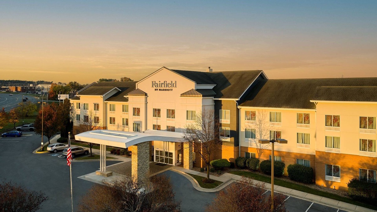 Winchester Hotel | Fairfield Inn & Suites by Marriott Winchester