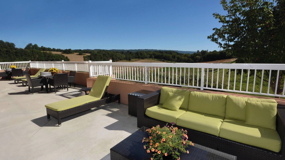 Wytheville Hotel | Fairfield Inn & Suites by Marriott