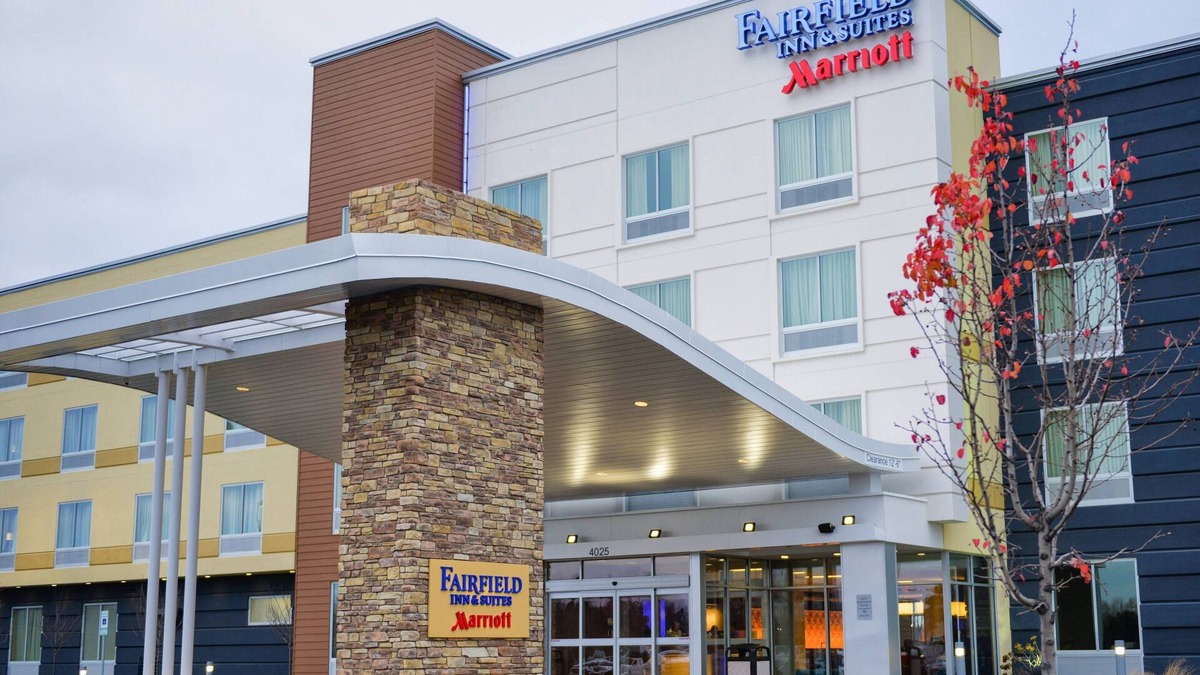 North Industry Hotel | Fairfield Inn & Suites Canton South