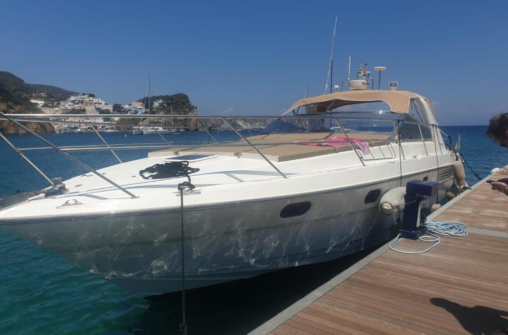 Borgo Santa Maria Boat Rental | Fairline Targa 43