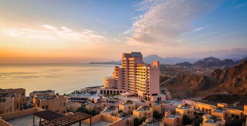 Al Kubus Resort | Fairmont Fujairah Beach Resort