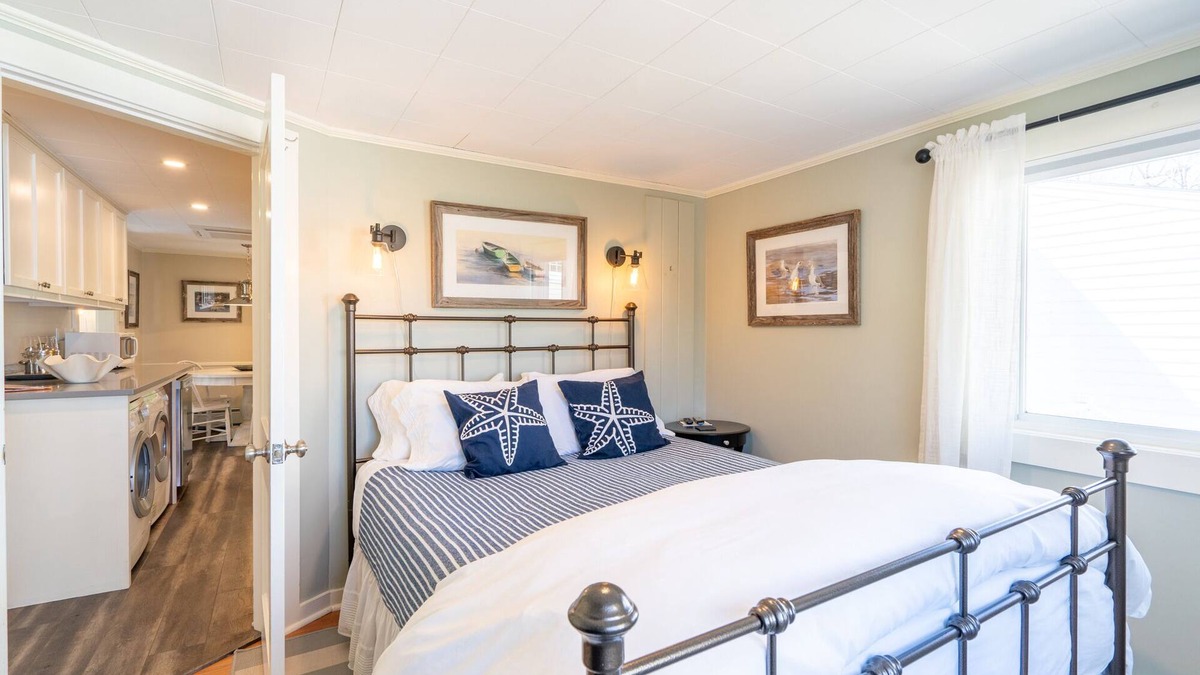 Kennebunk Cottage | Fairview Cottage, Steps from Mother's Beach in Kennebunk