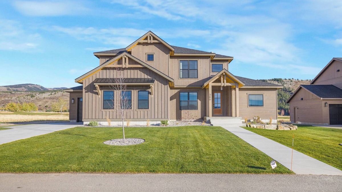 Victor House | Fairway to the Tetons! Luxury 6 bedroom estate on golf course in Victor, ID