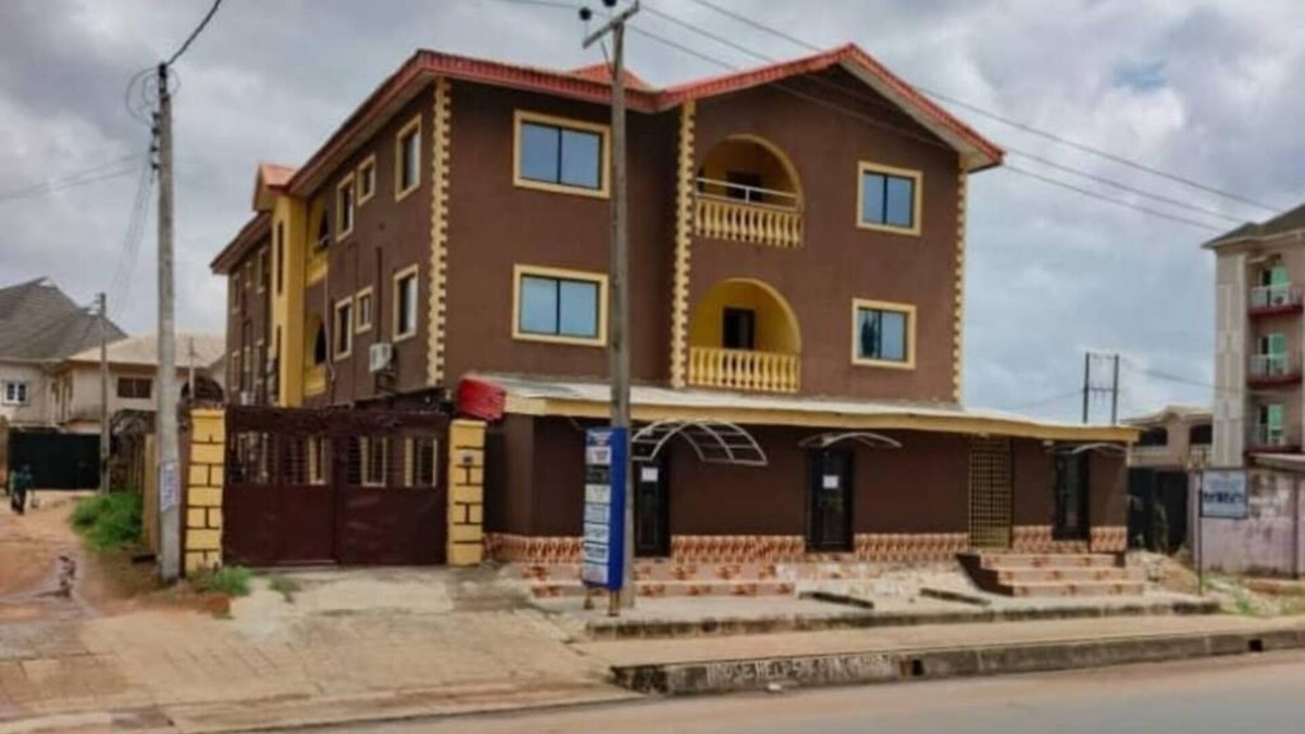 Ota Apartment | Fairways Apartments: 2 bedroom apartment 10 mins from Winners Chapel Ota
